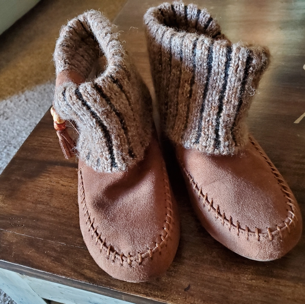Cute moccasin style booties